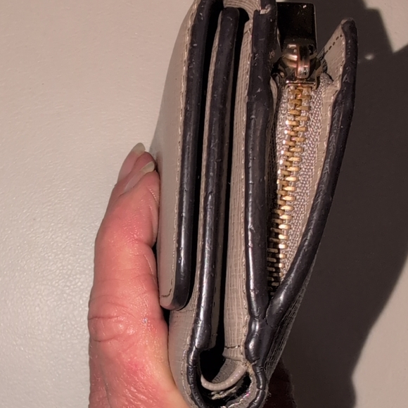 Furla Taupe Textured Leather Fold Wallet with Gold Logo - Picture 6 of 12